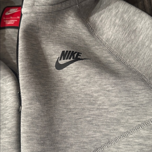 Nike Sportswear Tech Fleece - Picture 3 of 4